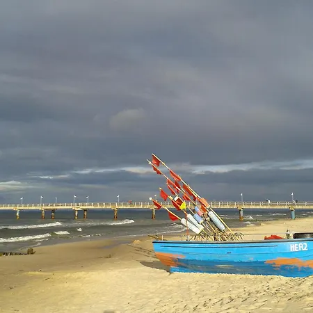 Stock Mit Grosser Veranda * Heringsdorf (Usedom)